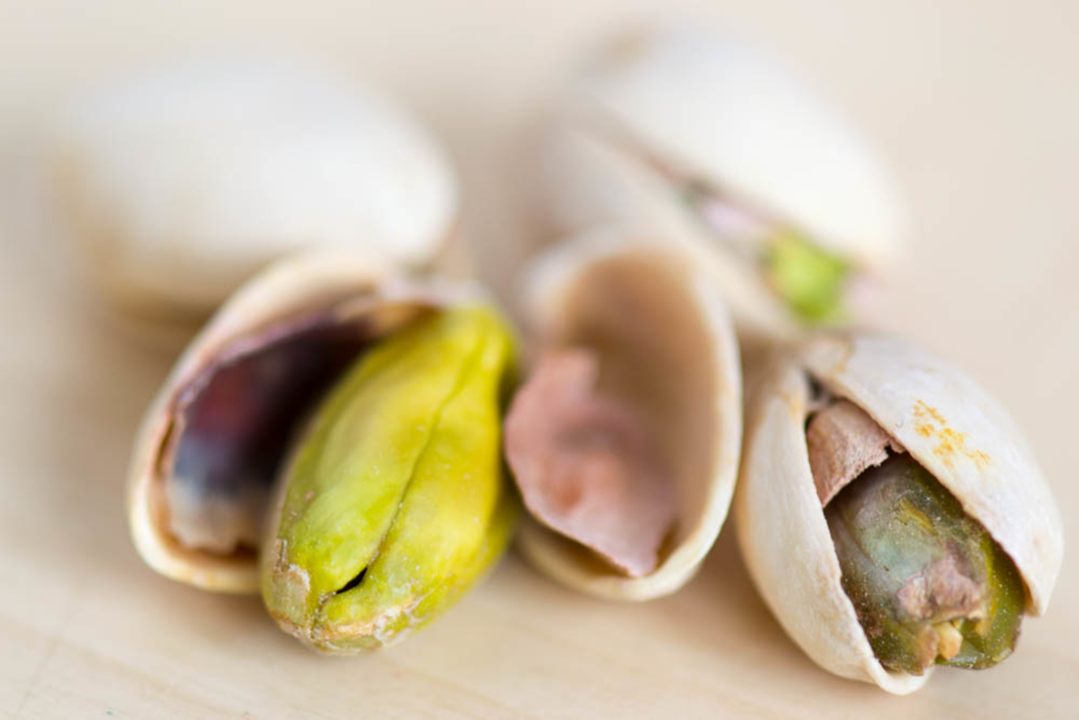 Pistachios Possible Health Benefits Allergies And Dangers EHealthStar pistachios-possible-health-benefits-allergies-and-dangers-ehealthstar